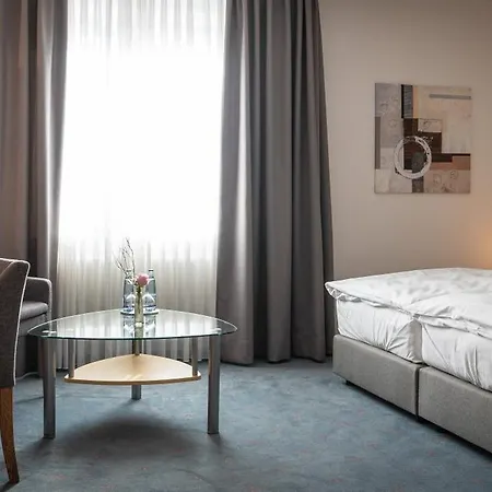 Pfälzer Hof Gmbh Hotell